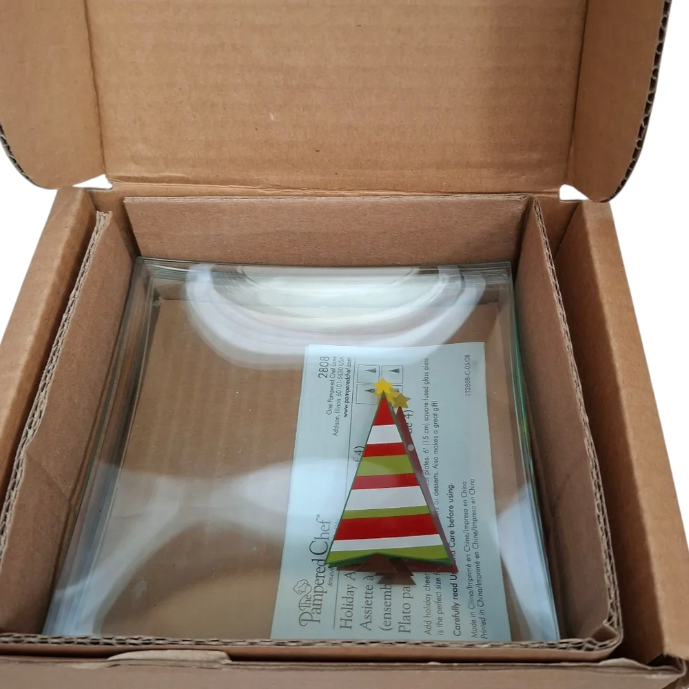 Pampered Chef Party Hat Appetizer Glass Plate (4) - Holiday, decorative, festive